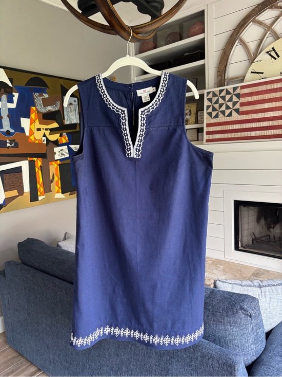 Vineyard Vines Dresses & Skirts - Vineyard Vines Navy Embroidered Cotton Tunic
